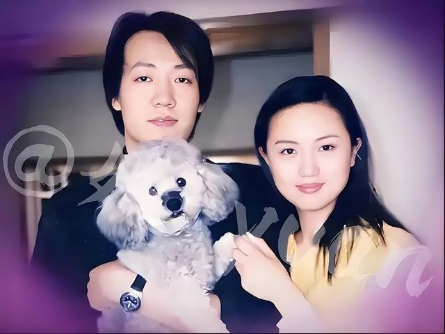 离春节不到2月，52岁辛柏青高调传出喜讯，朱媛媛终于可以放心了