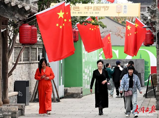 “双节”去大同古城！沉浸式文旅盛宴轮番上演，游客：这趟值了