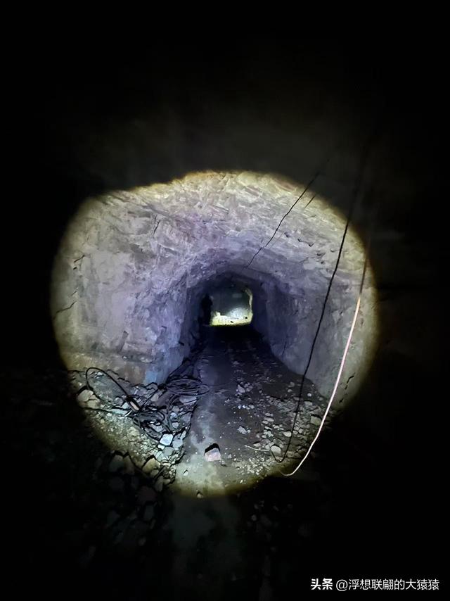 莱芜苗山镇铜山村里的汉代铜矿洞