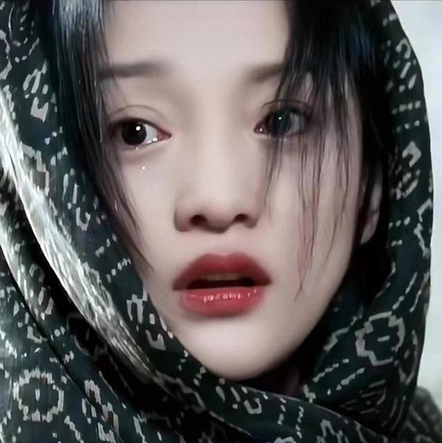 “京圈恶少”王烁：睡遍娱乐圈女星，殴打继母王艳，枪指刘涛老公