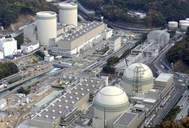 高市政府叫嚣拥核，中美两国第一时间表态，鲁比奥的回应，让高市一夜之间就被打回了原点