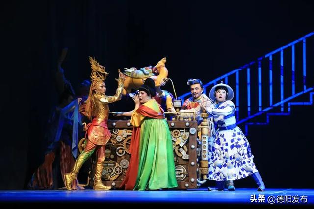 跟着央视秋晚游德阳｜8天长假来德阳，一键解锁“穿越、国潮、美食、治愈”全体验！