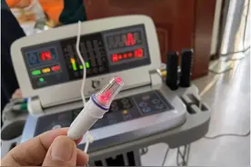 看看你家有人买吗？“包治百病”的锻炼器 售价13000元老人被洗脑图片