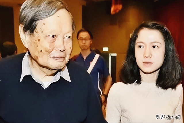 "年轻的我希望你不再婚"，杨振宁留给翁帆最后的温柔