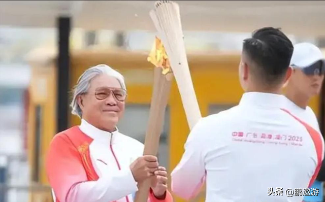 霍震霆没想到，44岁儿媳郭晶晶再次官宣喜讯，让整个阔太圈沉默了