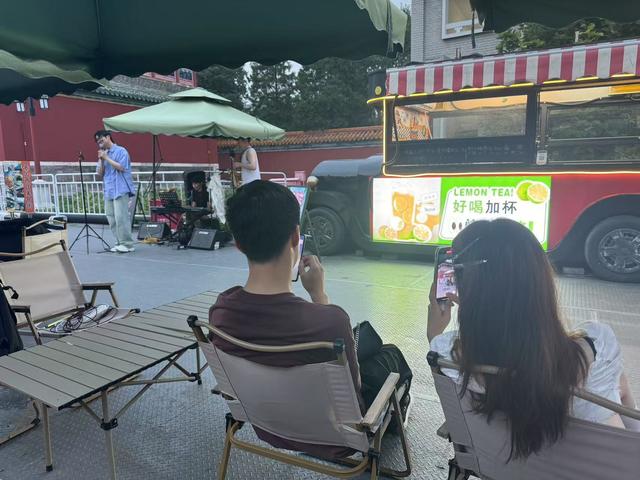 焕活中轴 | 景山紫禁之巅，望光影中轴