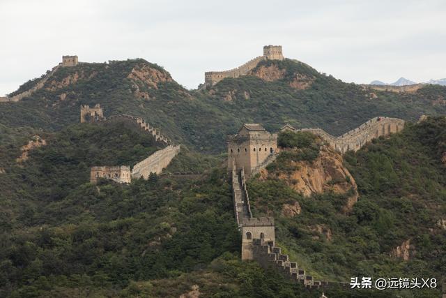秋染金山岭