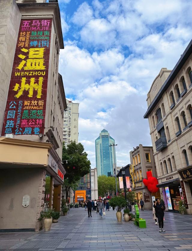 刚从温州回来，毫不夸张的说：未来最有闯劲的城市肯定是温州