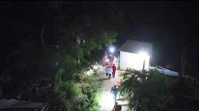 遗体找到！凤凰山失踪男子已遇难，死状惨烈，死因遭网友猜测