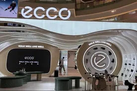 男人过了50岁，为什么建议少穿耐克、阿迪？这4个中产品牌更高级图片