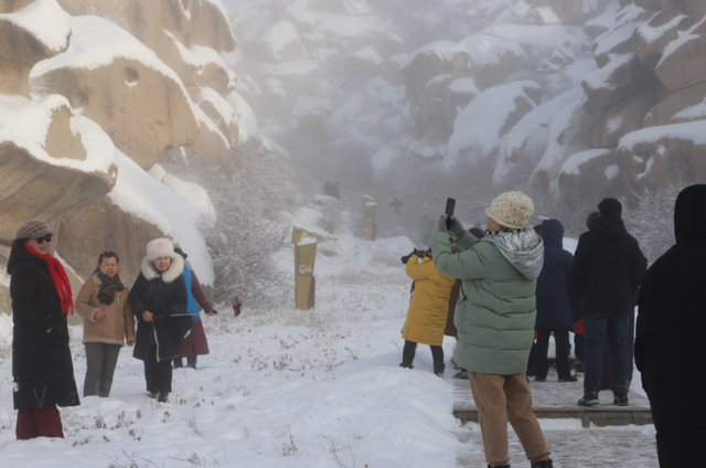 新疆怪石峪的冬天原来是这样！