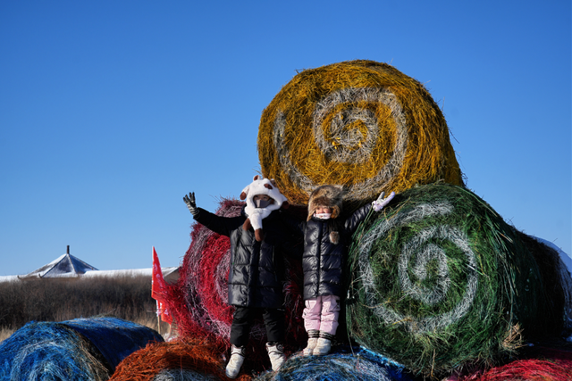 内蒙古冰雪英雄会额尔古纳冰雪欢乐季第三届中俄界河冰钓活动，冰雪盛宴启幕图集