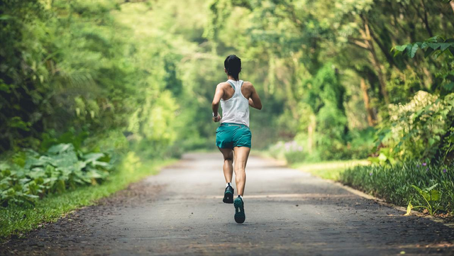"经常运动"被推翻？医生建议：过了65岁，最好保持4个锻炼习惯