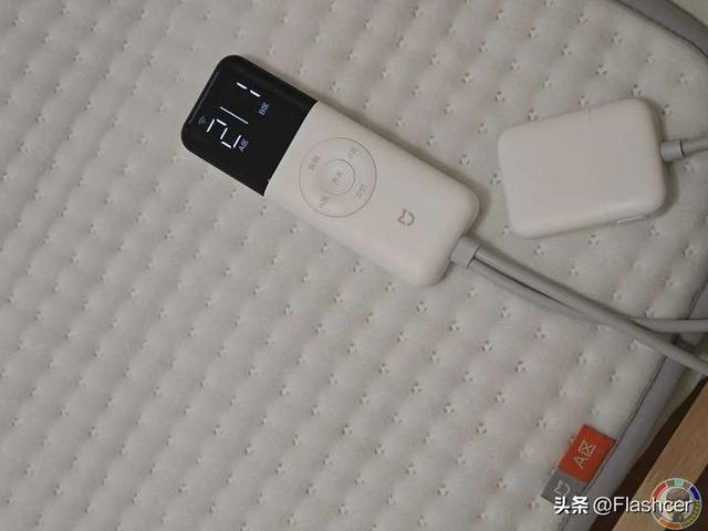 米家智能电热毯，冬天里的 “暖被窝神器”，用过才知道有多妙！