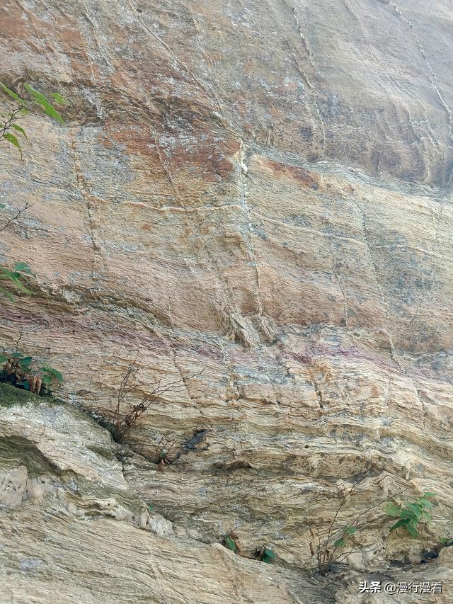 再探木兰山，欲进地质公园而受阻