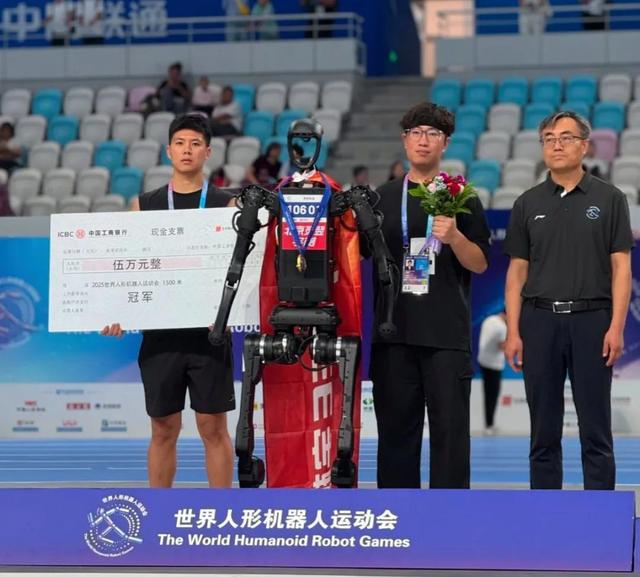 能跑、能跳、能拿奖！海淀机器人“狂飙”国际赛场→