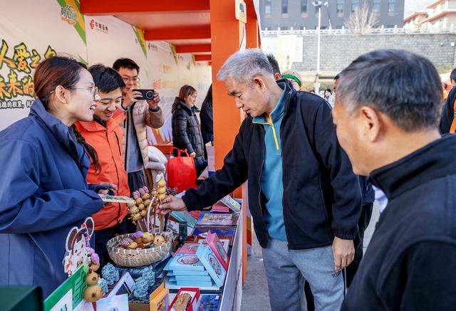 步履叩响泰山，暖意丈量山河：第十七届环泰山T60大徒步综述