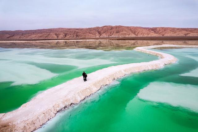 青海无海，却藏着世界级的湖泊美景，这5个高原湖泊，风光壮阔！