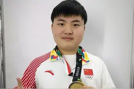 知名电竞选手Uzi宣布无限期停播：没有激情了，大家有缘再见图片