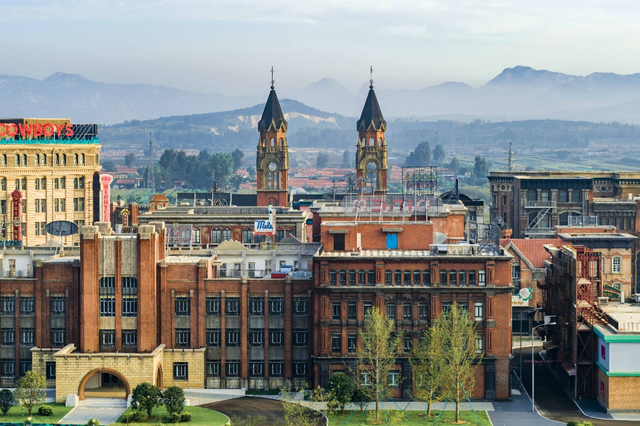 影旅融合启新篇！北方微短剧影视基地天津阿朵云岛分片场正式揭牌