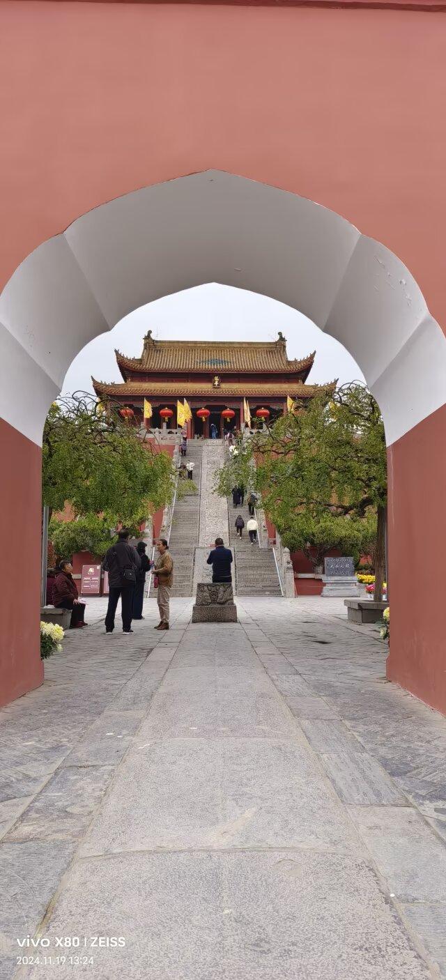 龙亭：七十二级台阶上的古今叠影