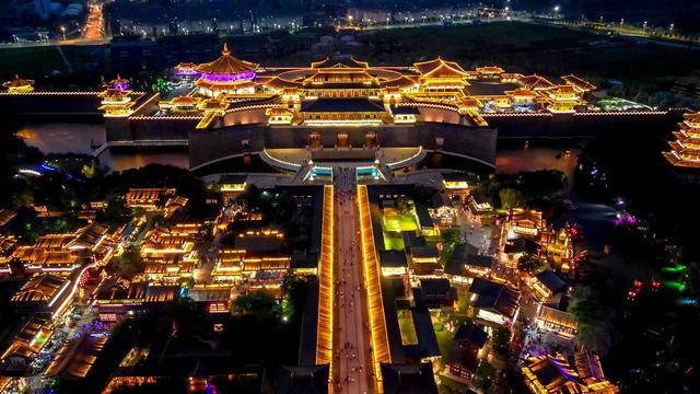 湖北省的一座黑马城市，被称为下一个“武汉”，交通优势不输郑州
