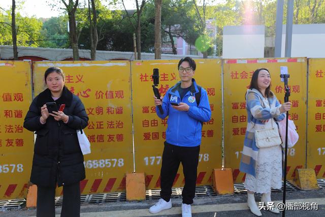 换个角度看永州体育场，这里已成为体育中心，文化中心和欢乐中心