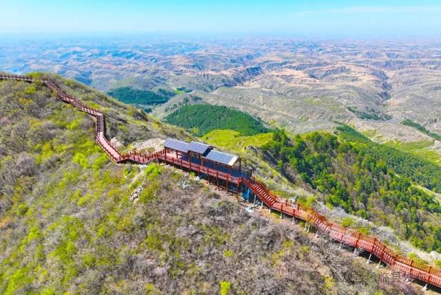 临县大度山亮化工程点亮文旅融合发展之光