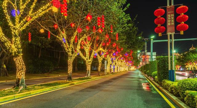 最适合春节旅行的6座小城，游人不多，年味十足，带着家人出发吧