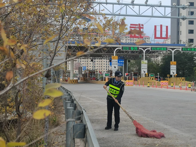 立冬 | 冬临秋未散，邂逅天水高速的鎏金画卷