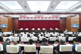 谭赣明：时刻绷紧安全生产这根弦 全力抓好安全生产各项工作图片