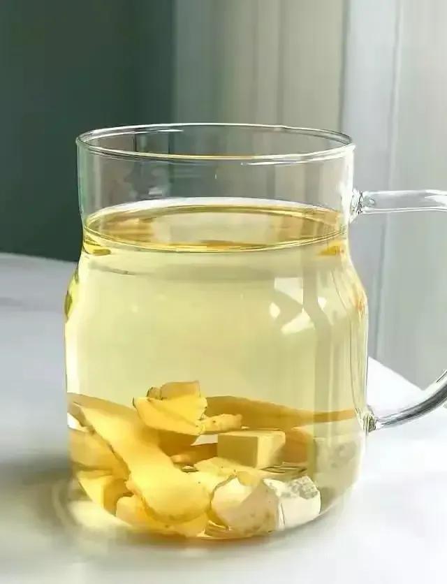 救命！水肿星人喝这杯黄芪水，半个月瘦7斤，腰带给松2格！