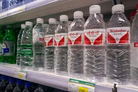 短短19天，宗馥莉放了三把火，她比她父亲“狠”多了！图片