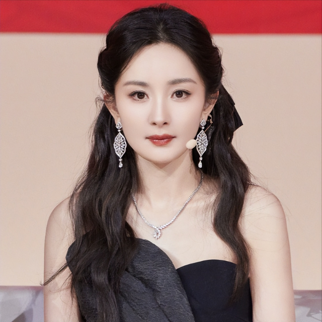 离婚7年，39岁杨幂高调宣布喜讯，没给前夫刘恺威留一丝体面！