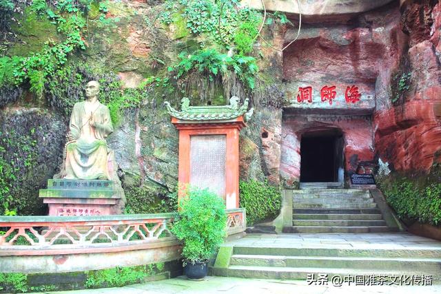 乐山大佛与三江之美：诗意山水间的千年守望