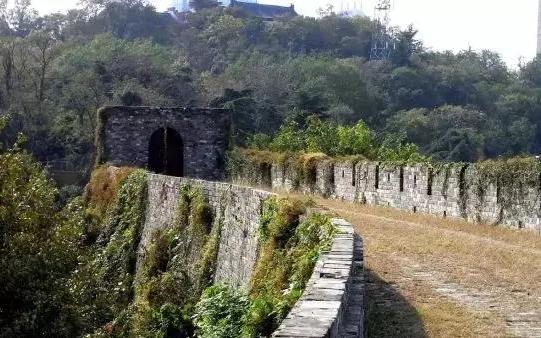 令人心碎的江南春卷