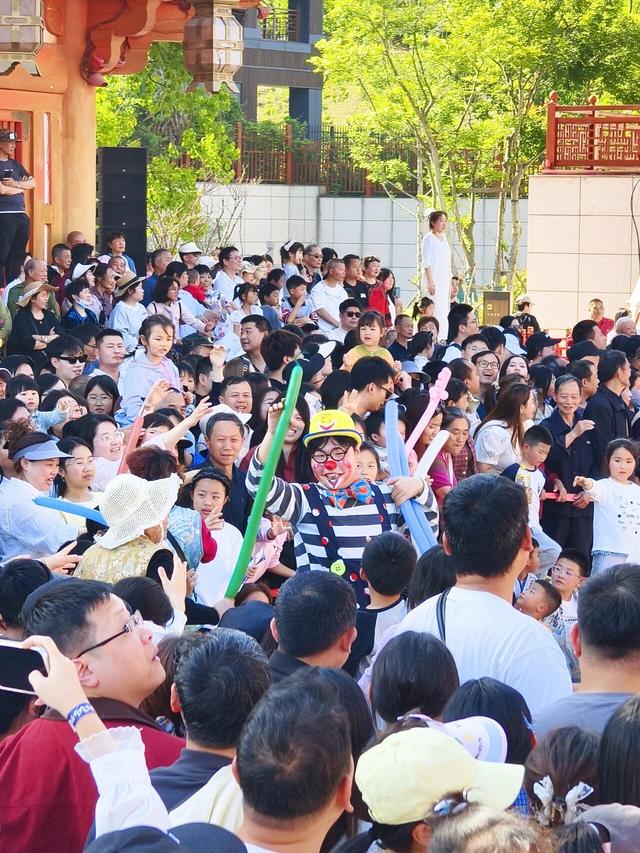 五一假期已过半，速来高岭文化村撒欢~