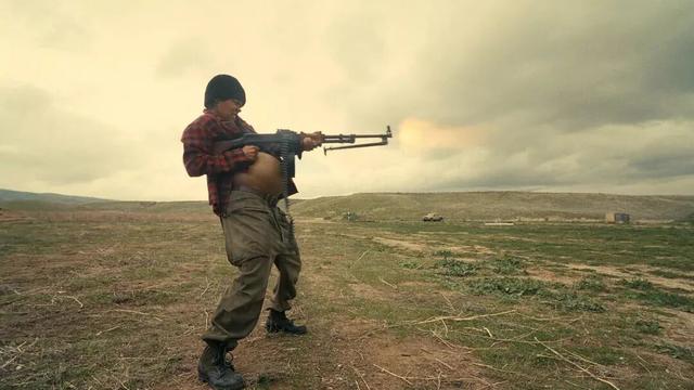 豆瓣8.2，口碑爆票房惨，把美国白人们骂得狗血淋头