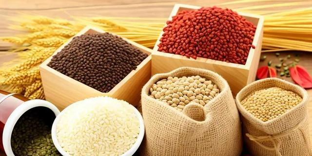 甲流凶猛！李兰娟强调：少吃橘子，多吃5样，给免疫力“加满油”