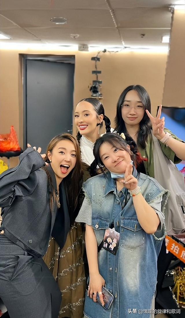 凡希亚中文歌曲演出，出类拔萃还是差强人意？唱中文就赢了！