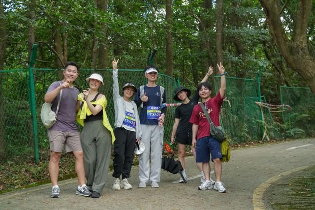 “步”忘初心，与健康同行！山海徒步共迎华大26周岁生日