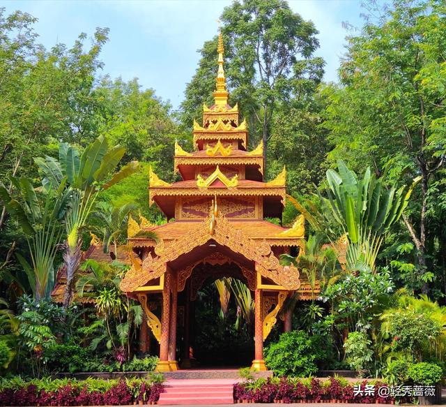 云南西双版纳，极具鲜明特色的旅游胜地。