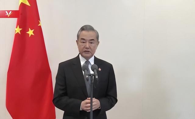 特朗普已做好开战准备？王毅曾警告：中美一旦冲突	，结局只有一个