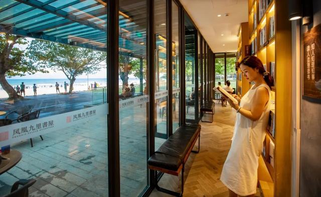 来万宁，连续七天免费看电影！观影+旅游指南→