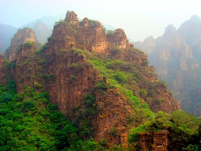 河北旅游：敬仰五壮士 两登狼牙山纪行（图）