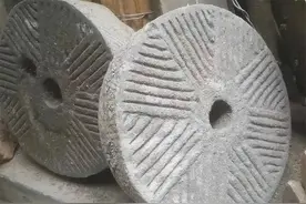 石碾，石磨，石臼，石槽这些老物件，你还认识吗图片