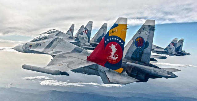 美国大兵压境之际，一架俄重型运输机悄然降落，马杜罗等来强援？