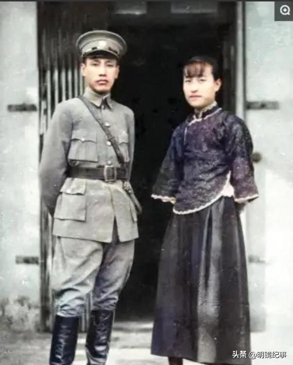 蒋介石唯一女儿有多美？先后嫁给他的“死敌”，晚年继承天价遗产