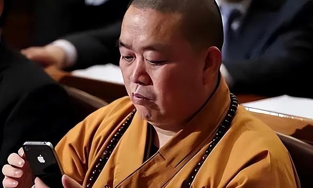 令人意外的是，继释永信被带走“翻车”后，被牵连最惨的人竟是她