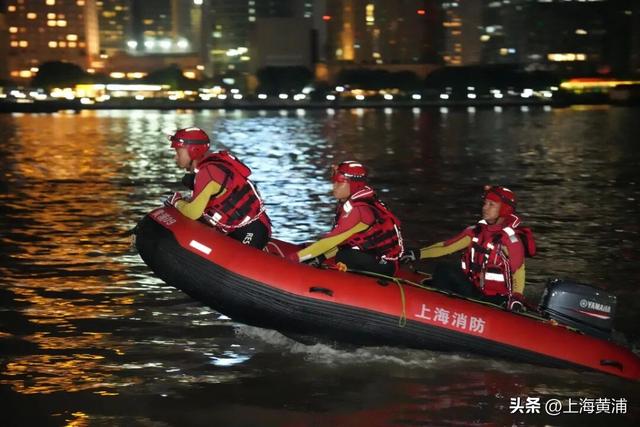 台前梦幻，幕后守护！原来这就是上海旅游节大巡游的“双面魅力”